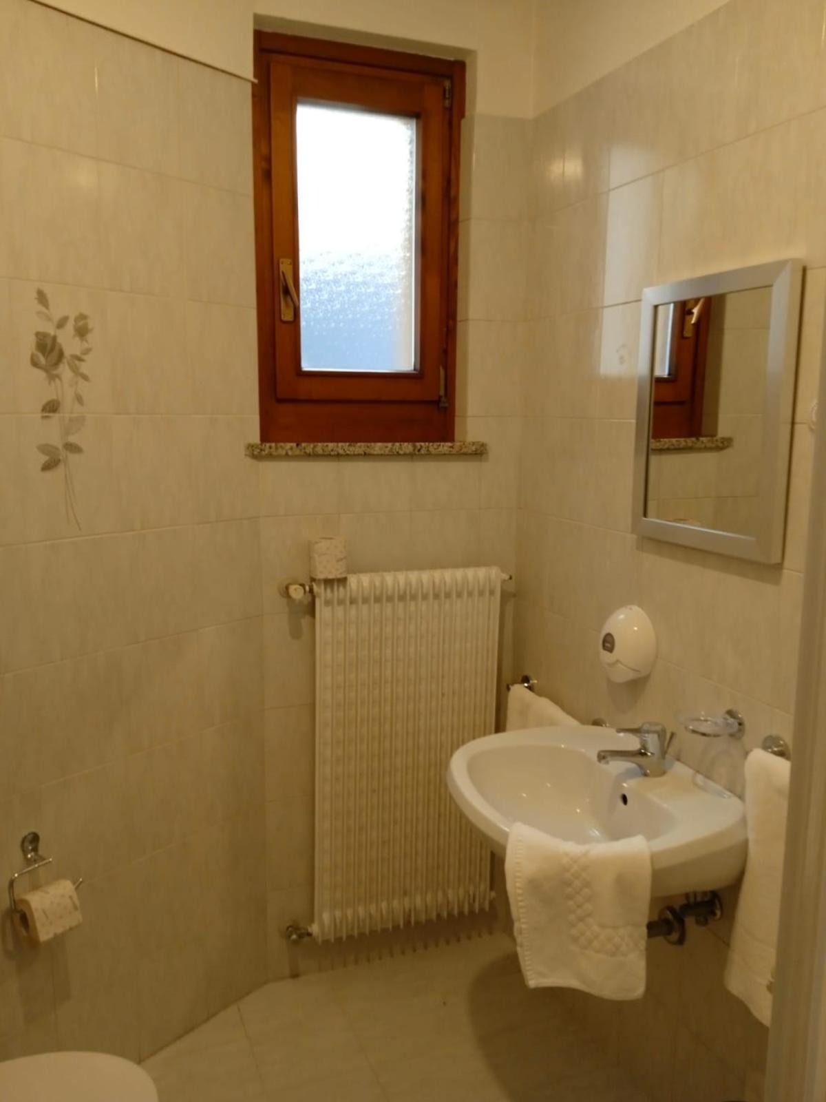 Hotel Brustolon Dont Luaran gambar